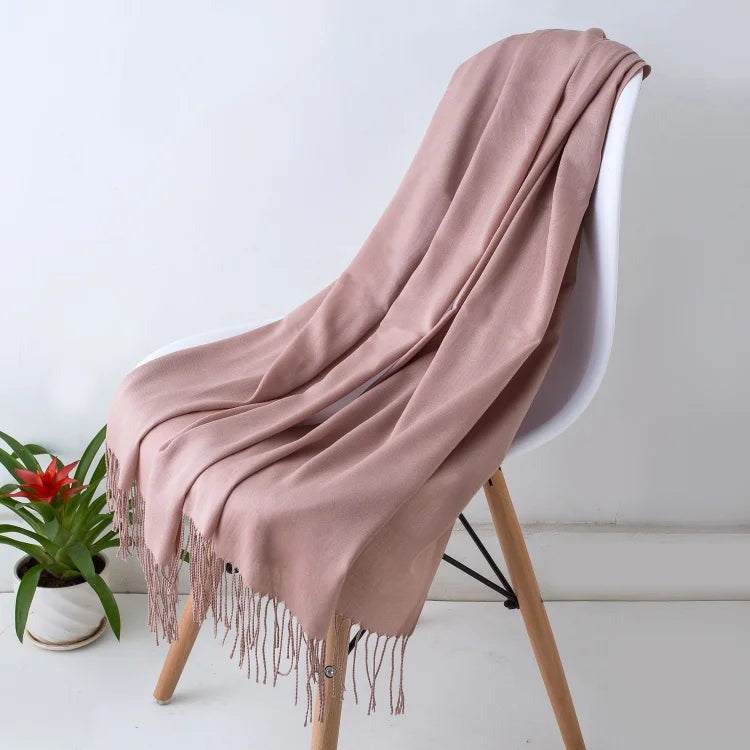 Dusty pink oversized cashmere-feel scarf with fringed ends, 200 x 70 cm