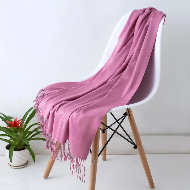 Mauve pink oversized cashmere-feel scarf with fringed ends, 200 x 70 cm