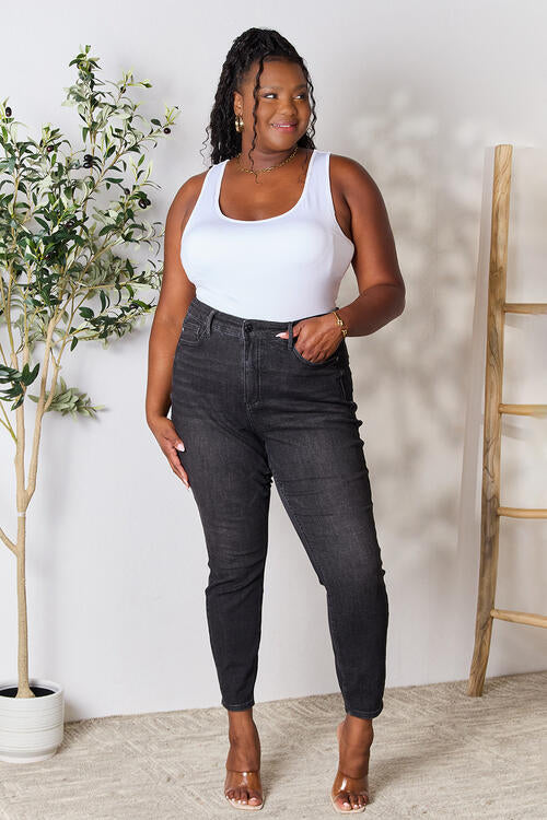 Judy Blue Full Size Tummy Control High Waist Denim Jeans – dilutee