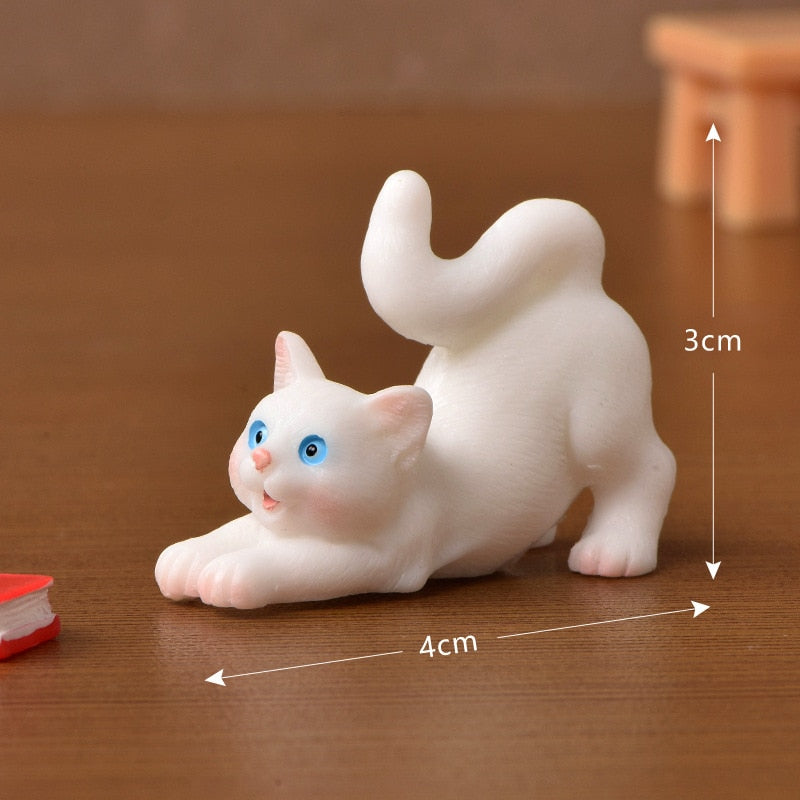 Kawaii Cat Resin Figurines: Adorable Micro Landscape Decor for Home & Gifts